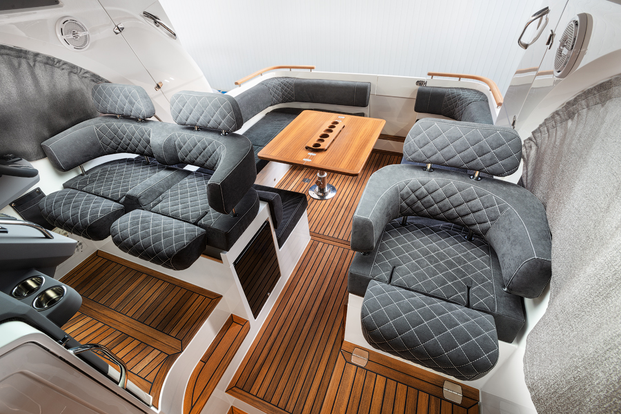Моторная яхта Marex 310 Sun Cruiser