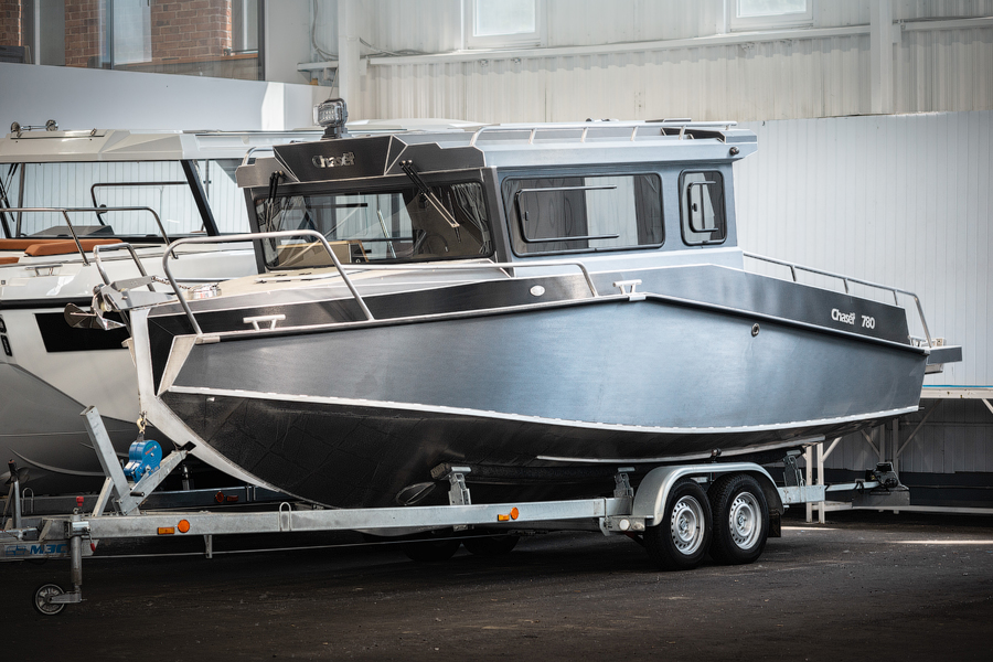 Swift Chaser 780