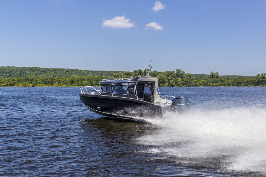 Volzhanka Voyager 700 COB (CabinOpenBow)