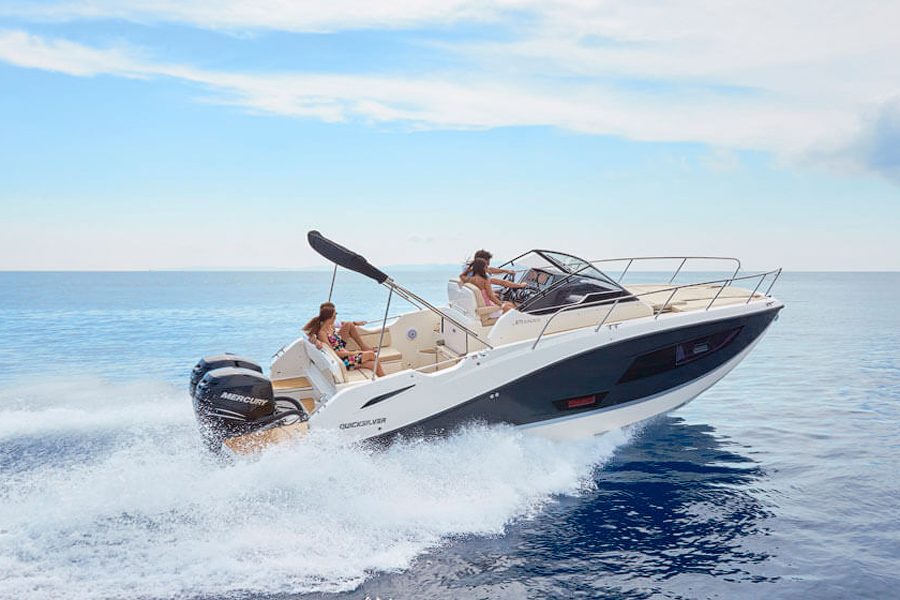 QUICKSILVER ACTIV 875 SUNDECK