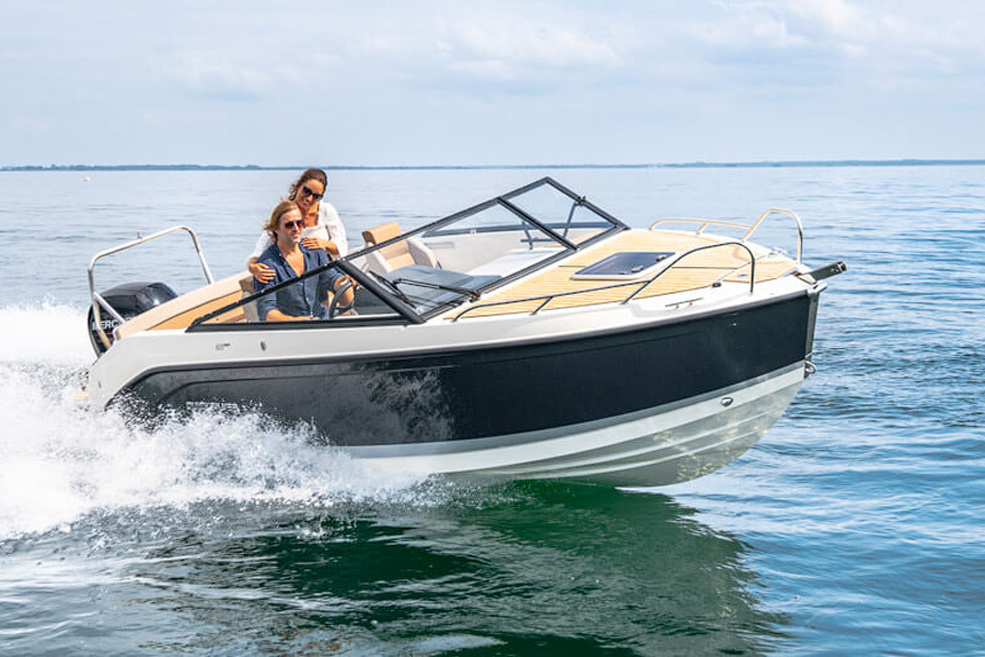 QUICKSILVER ACTIV 605 CRUISER