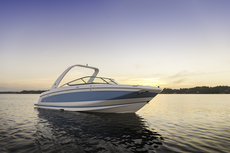 Regal 26 FASDECK