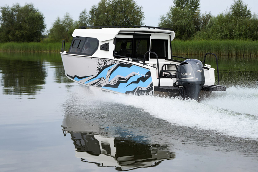 Realcraft 700 Cabin