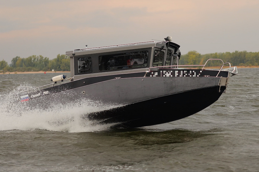 Swift Chaser 750