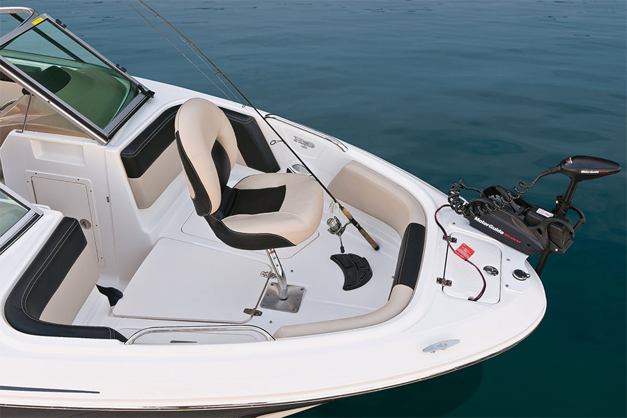 Chaparral 21 SSI OB Ski & Fish
