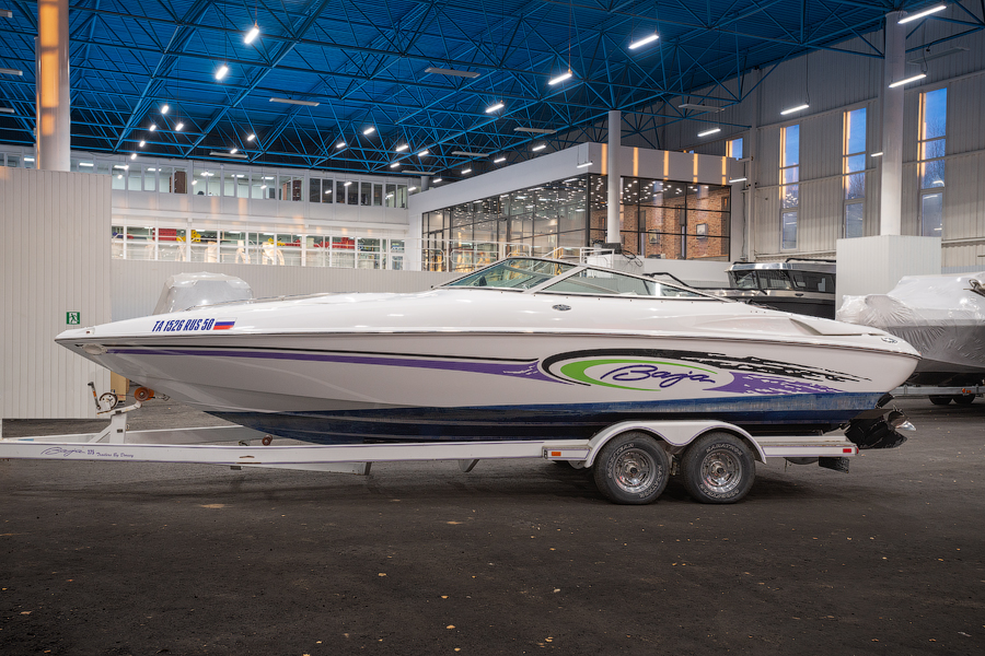 Катер Baja 275