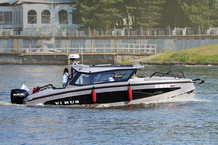 Victory A8 с двигателем SUZUKI 300 APX