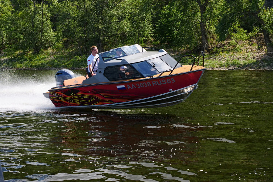 Салют 585 HT