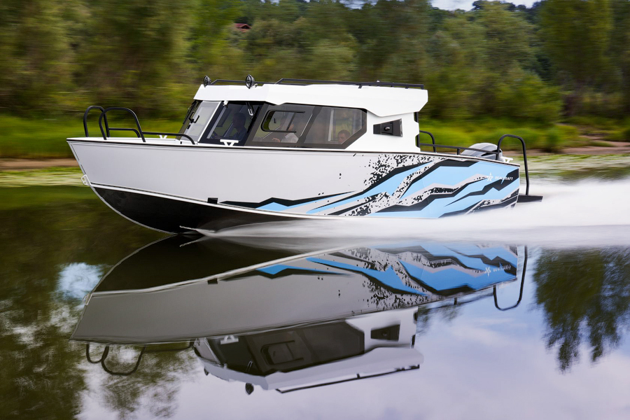 Realcraft 700 Cabin