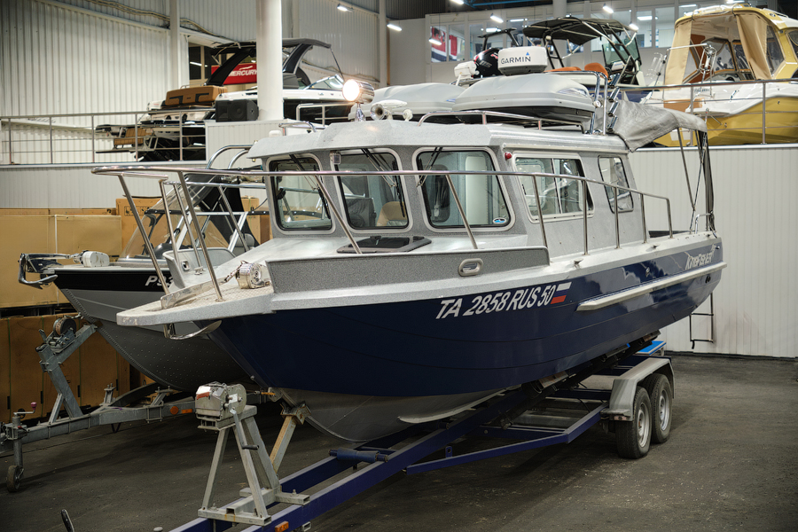 KingFisher 2525 Weekender (2008 г.)