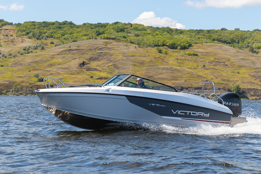 Victory 570 Open