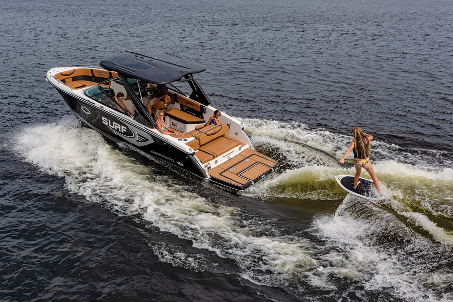 Chaparral 28 SURF
