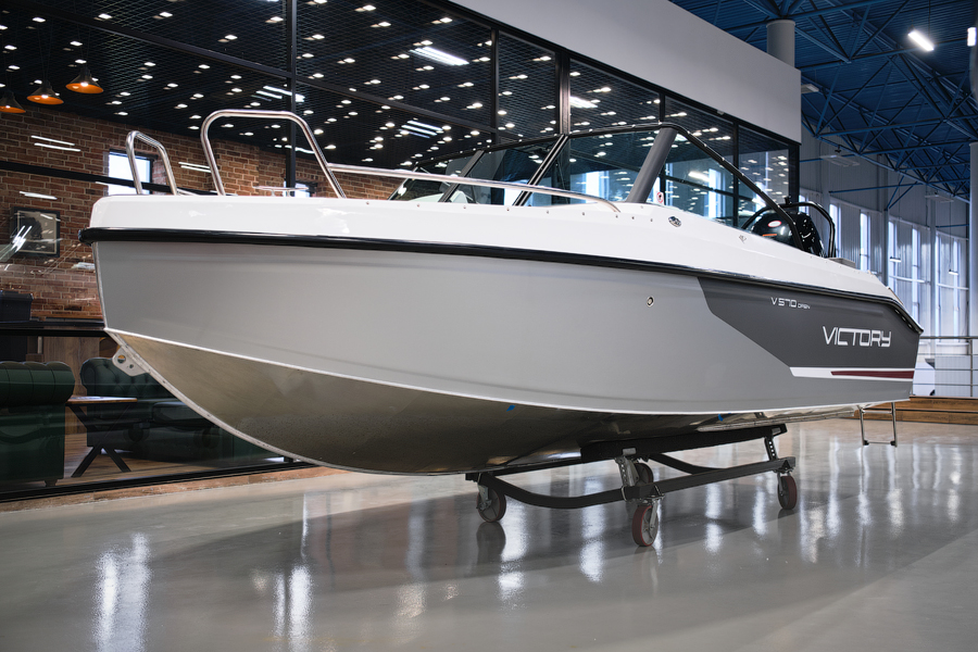 Victory 570 Open