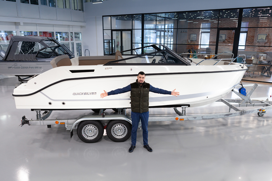 QUICKSILVER ACTIV 675 BOWRIDER