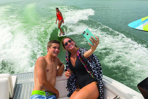 Chaparral 26 Surf
