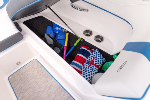Regal 22 FASDECK