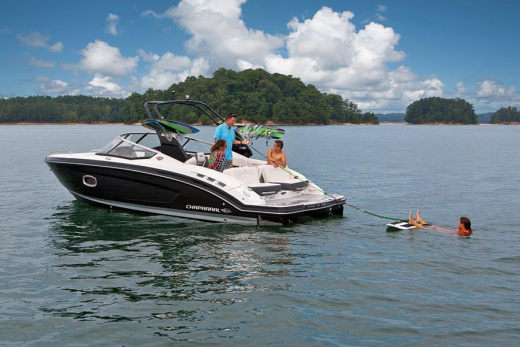 Chaparral 26 Surf
