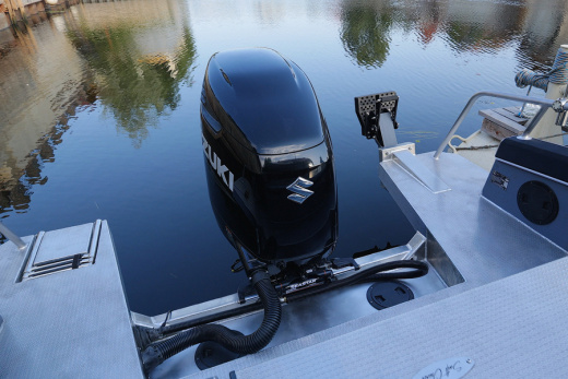 Swift Chaser 800