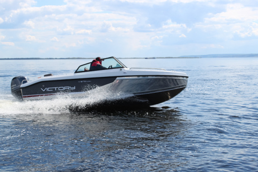 Victory 570 Open