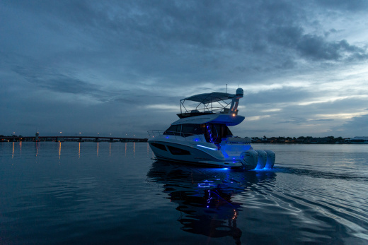 Regal 42 FXO