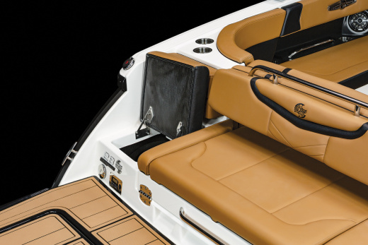 Chaparral 28 SURF