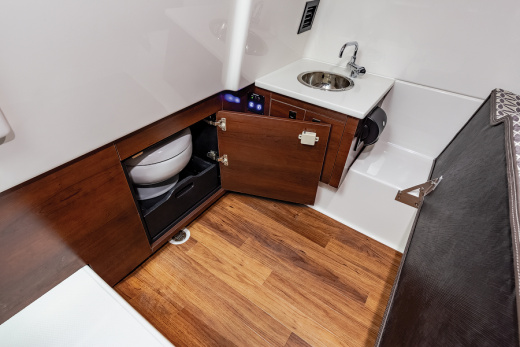 Chaparral 300 OSX