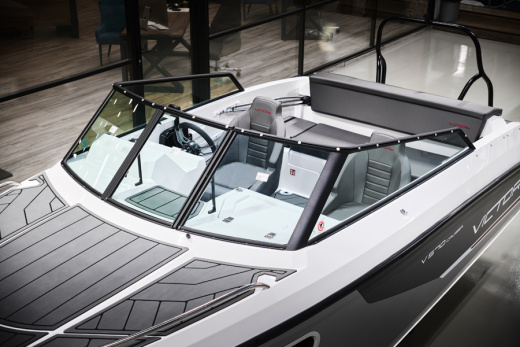 Victory 570 Cruiser