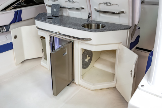 Chaparral 300 OSX