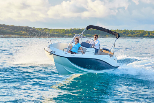 QUICKSILVER ACTIV 605 OPEN