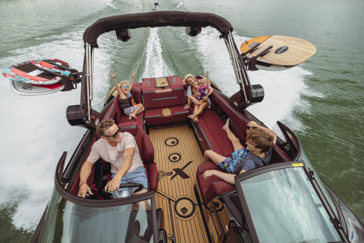 MasterCraft XSTAR S
