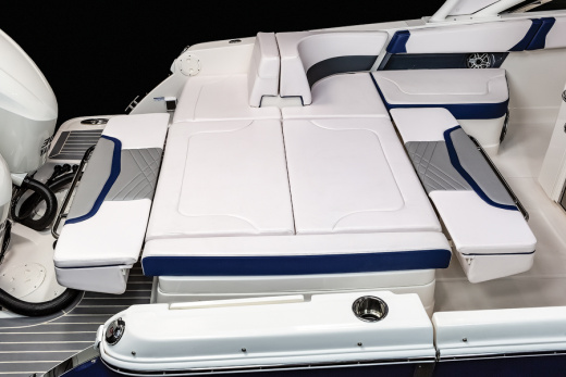 Chaparral 300 OSX