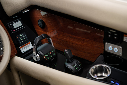 Chris-Craft Launch 35 GT