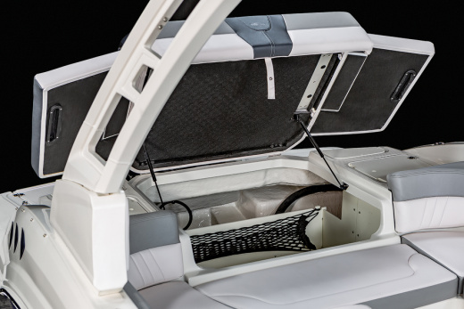 Chaparral 23 SSi OB