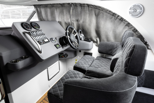 Моторная яхта Marex 310 Sun Cruiser