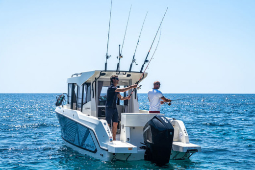 QUICKSILVER 705 PILOTHOUSE