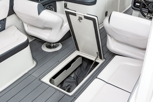 Chaparral 30 SURF