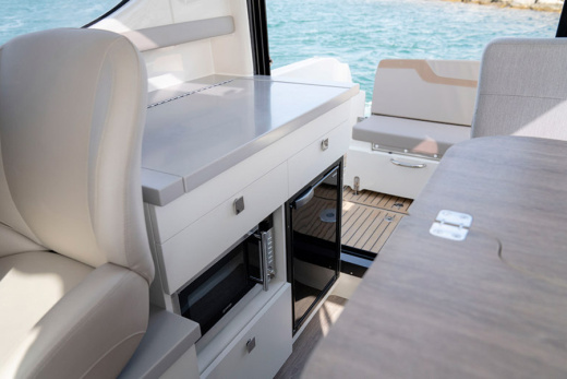 QUICKSILVER ACTIV 905 WEEKEND