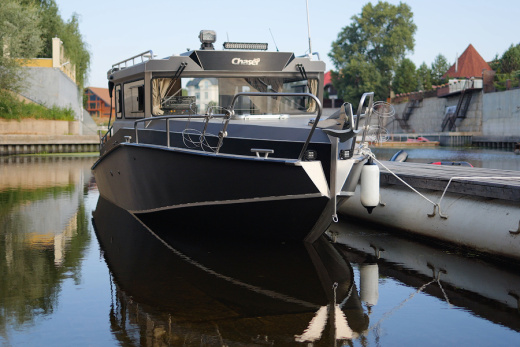 Swift Chaser 800