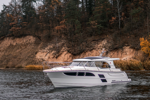 Моторная яхта Marex 360 Cabriolet Cruiser