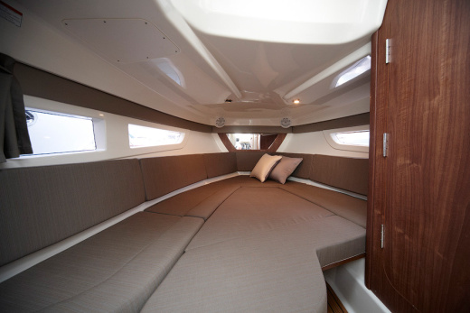 QUICKSILVER ACTIV 805 SUNDECK