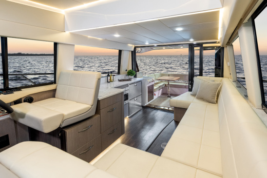 Regal 42 FXO