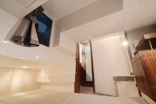Моторная яхта Marex 310 Sun Cruiser