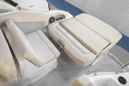 Regal 28 EXPRESS