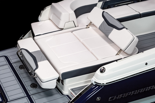 Chaparral 30 SURF