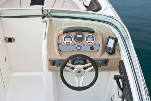 Chaparral 21 SSI OB Ski & Fish