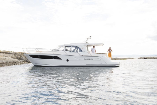 Моторная яхта Marex 375