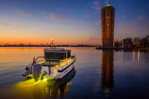 Axopar 28 Cabin