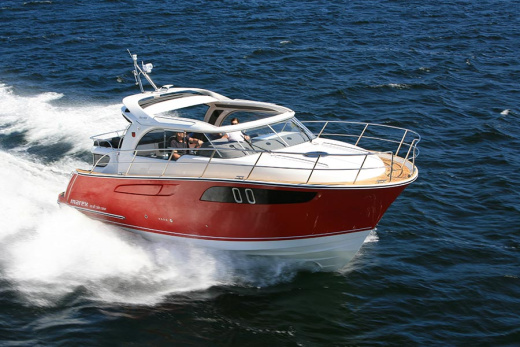 Моторная яхта Marex 320 Aft Cabin Cruiser