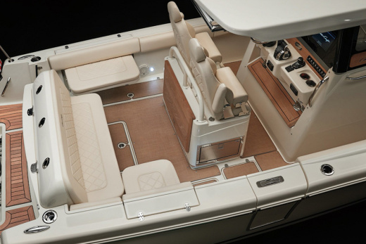Chris-Craft Catalina 30