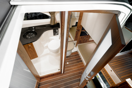 Моторная яхта Marex 310 Sun Cruiser
